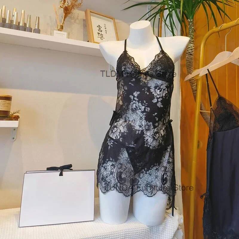 Half-length Underwear Mannequi - Baby Clothing Store recension och pris